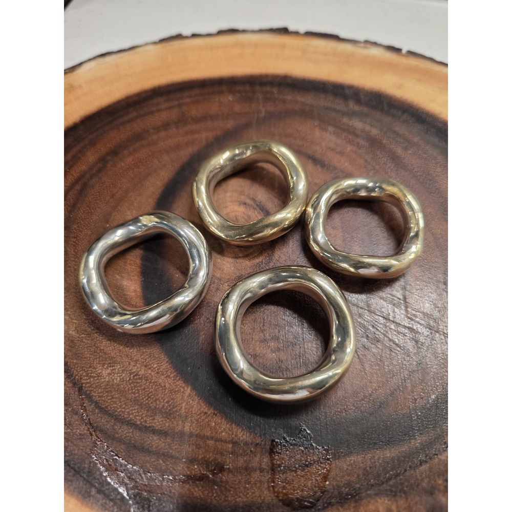 VTG Bold Wavy Napkin Rings Set 4 Silver Tone Metal 1.5"